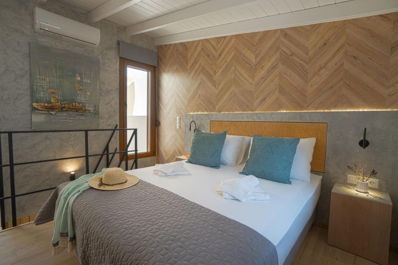 Khóra SfakíonJacuzzi Maisonette In Sfakia Center 'New 2023'アパートメント エクステリア 写真