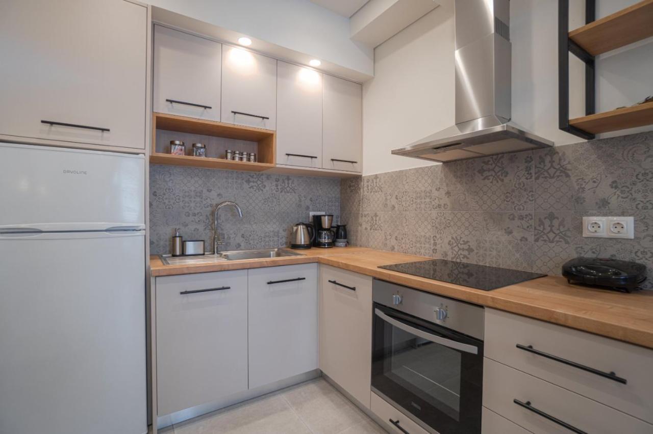 Khóra SfakíonJacuzzi Maisonette In Sfakia Center 'New 2023'アパートメント エクステリア 写真