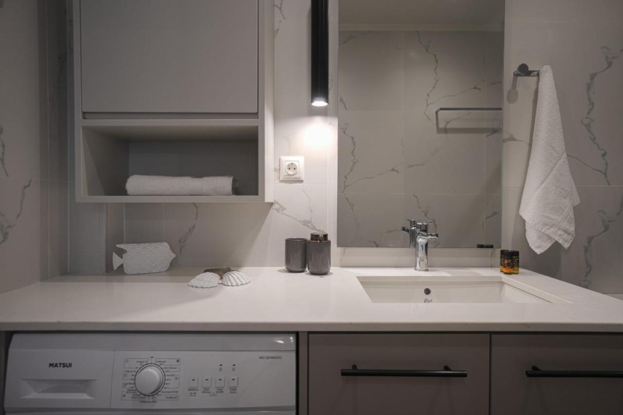 Khóra SfakíonJacuzzi Maisonette In Sfakia Center 'New 2023'アパートメント エクステリア 写真